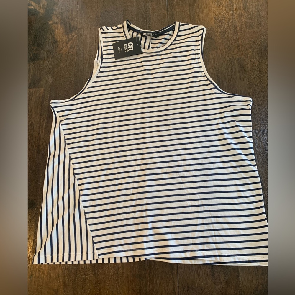 NWT Outdoor Research Terra Tank UPF20 boxy top